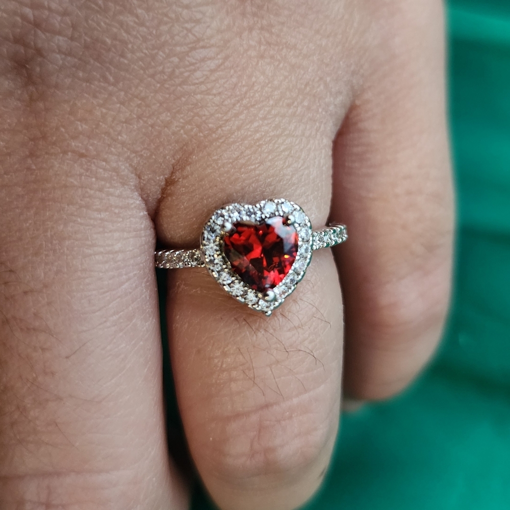 Size 7 Red Cubic Zirconia Heart Shaped Ring  Silver